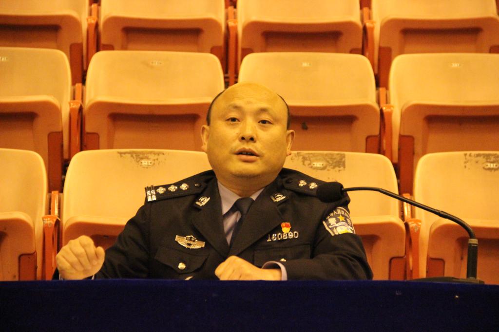 刘所长向我们宣传相关知识